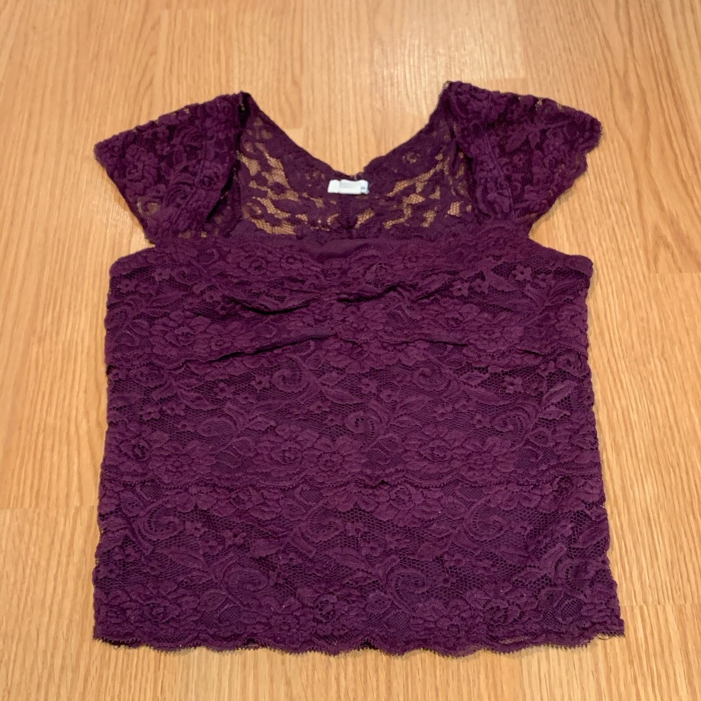 Lace crop top💜